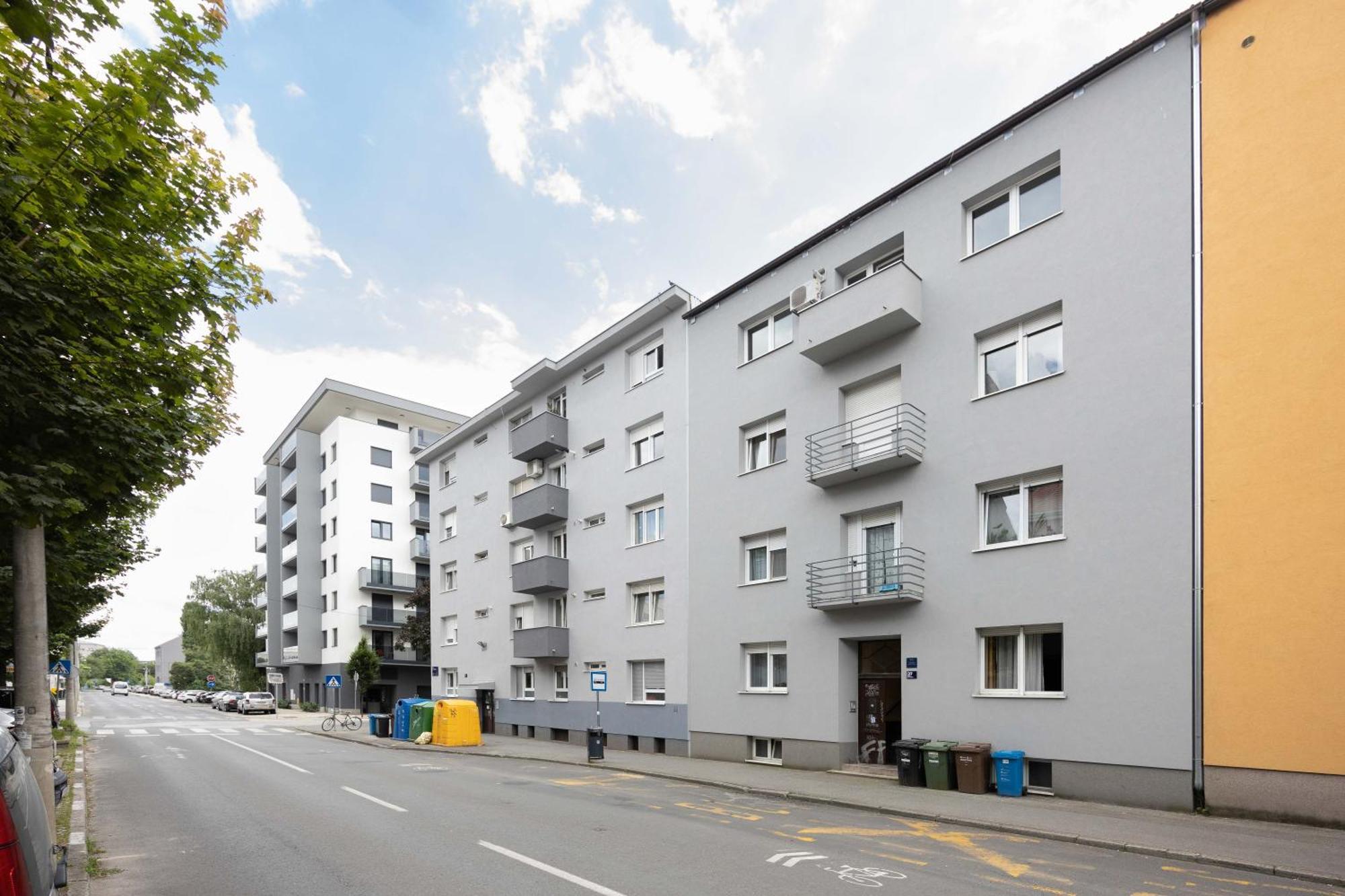 Modern Studio Near City Center Загреб Екстериор снимка